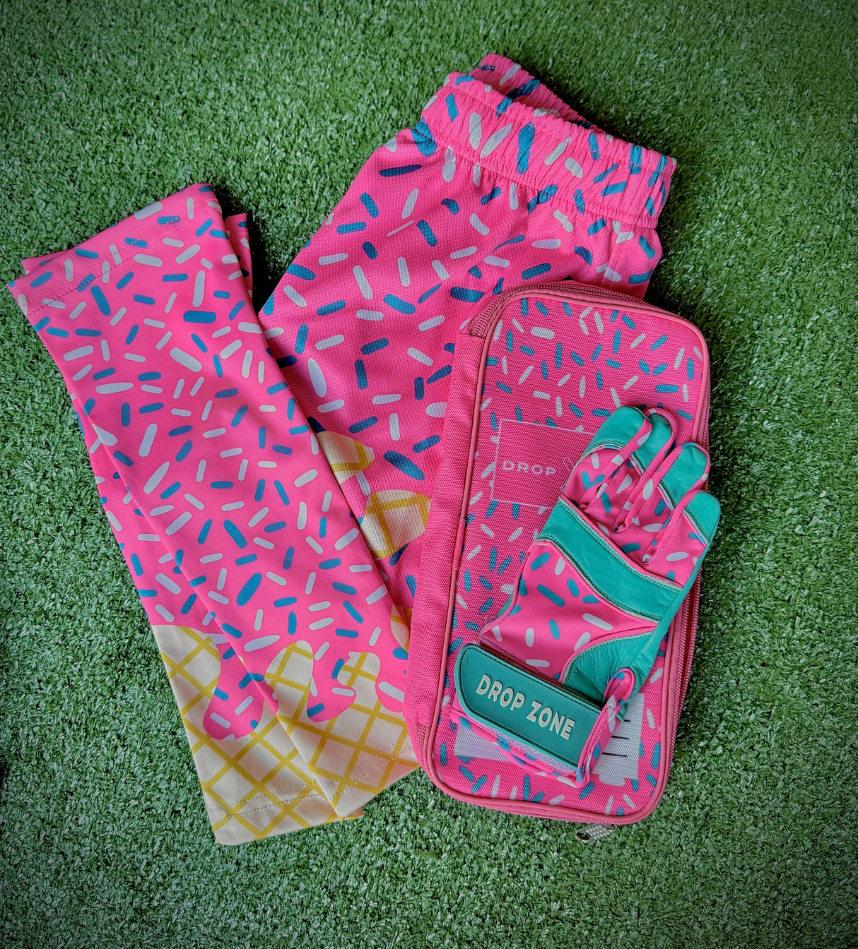 Drop Zone Sprinkle Series Short Cuff Batting Gloves - Miami