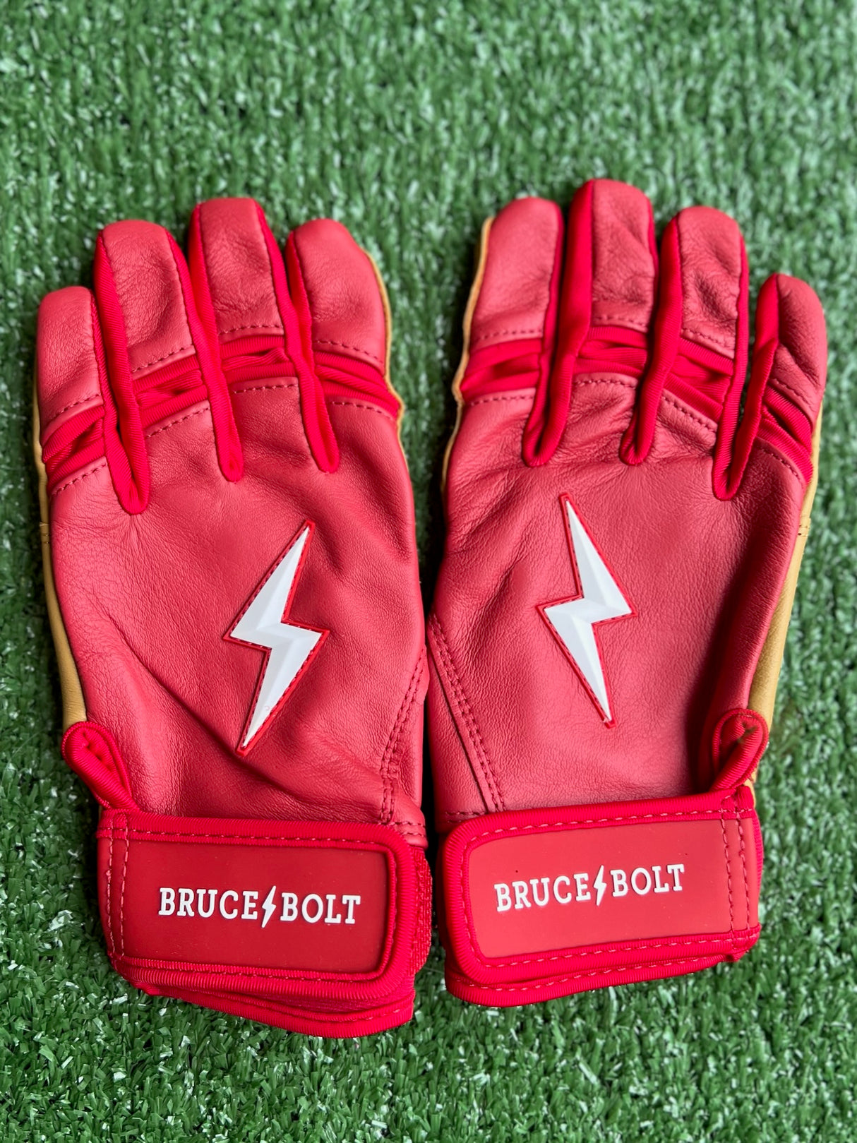 Bruce Bolt Original Series Red Short Cuff Batting Gloves