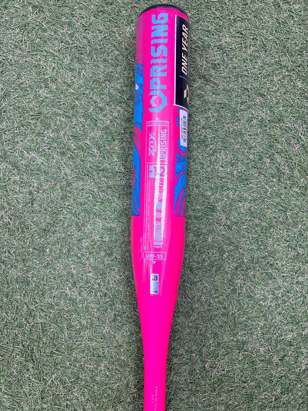 New 2025 DeMarini Uprising 29/17 Drop 12 Fast Pitch Softball Bat
