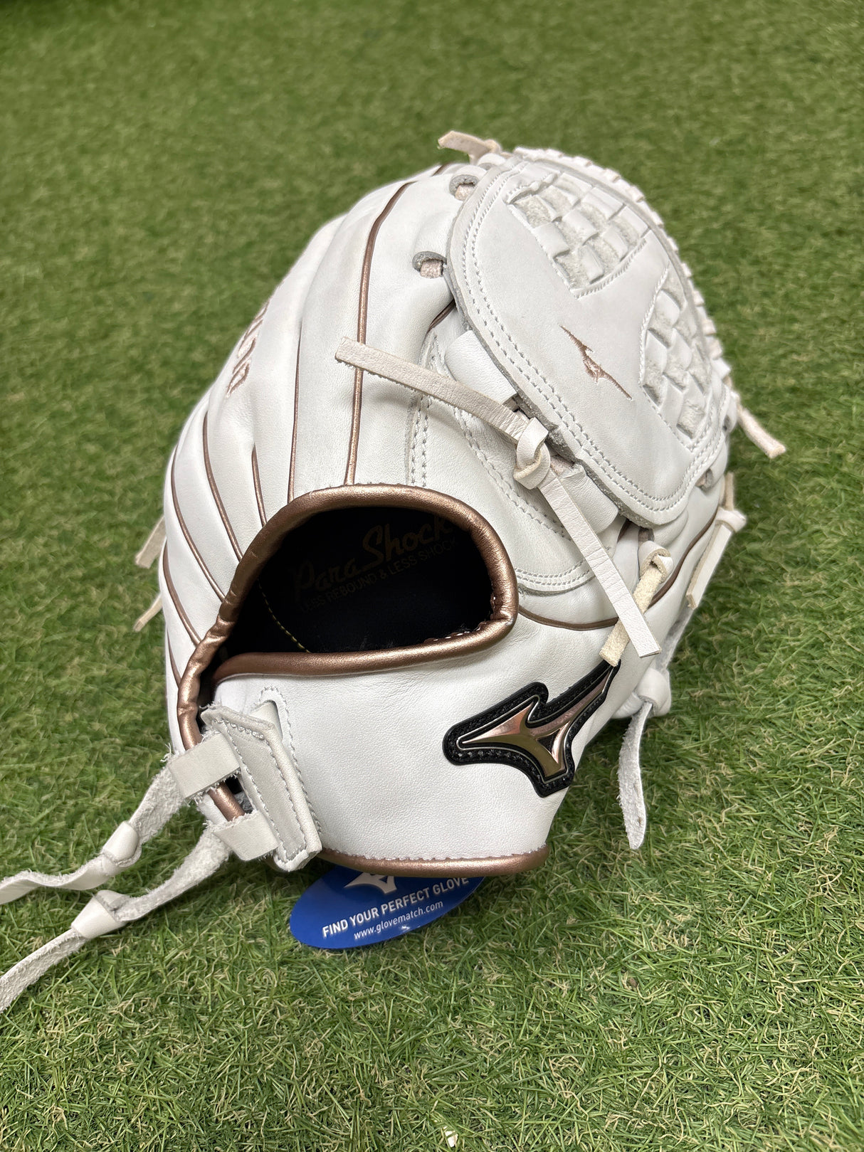 New Mizuno MVP Select 12.5in Fastpitch Glove