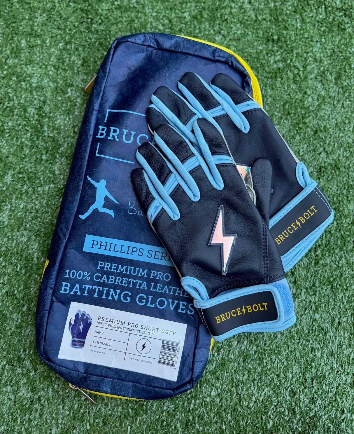 Bruce Bolt Phillip Series Navy/Baby Blue Short Cuff Batting Gloves