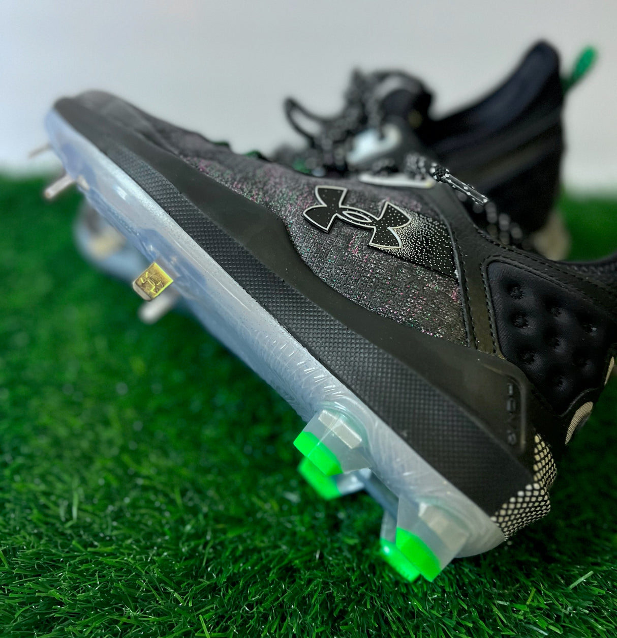 New Mens UA Harper 8 Low ST Metal Baseball Cleats