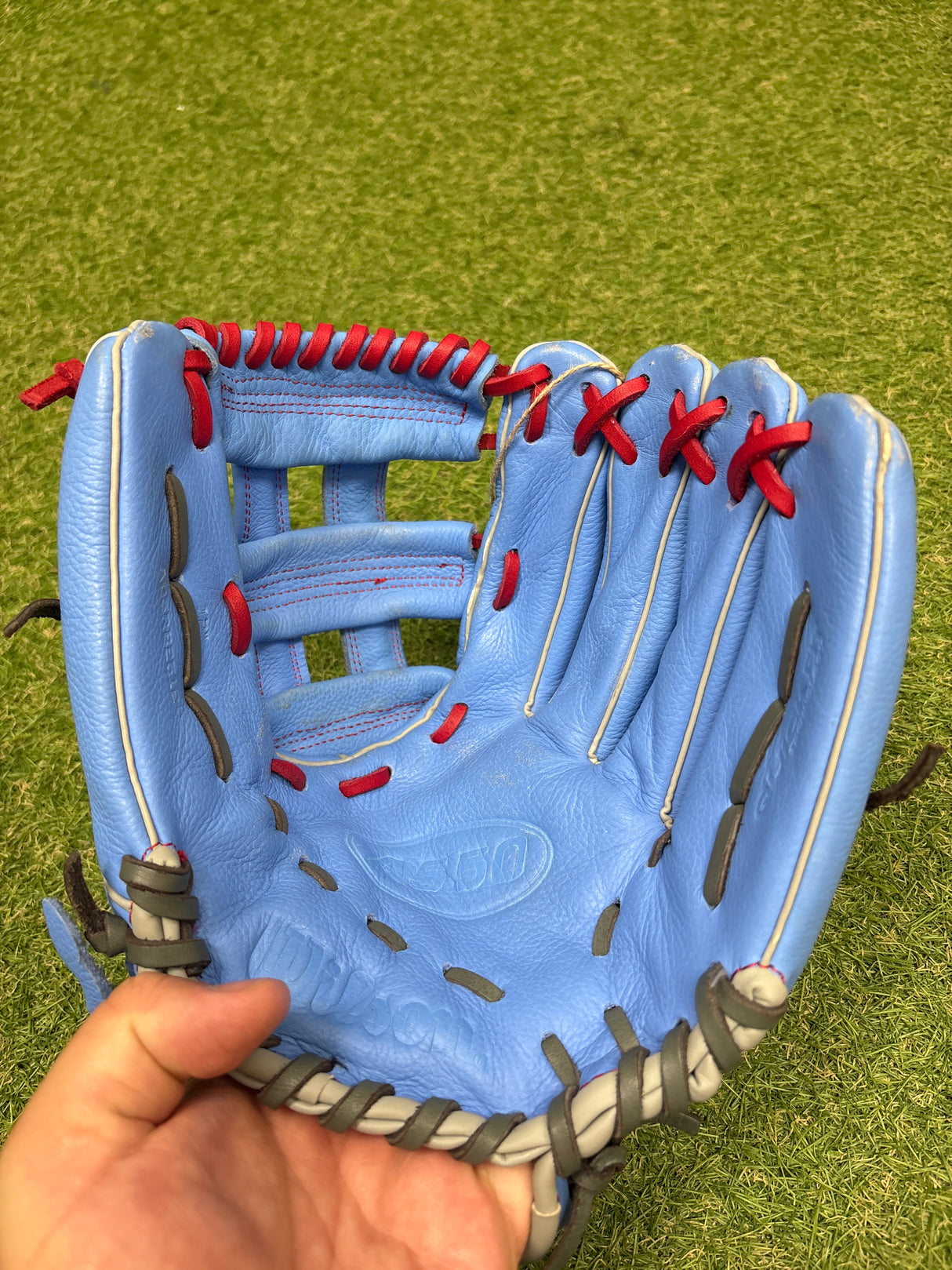 Used Wilson A550 12" Youth Baseball Glove