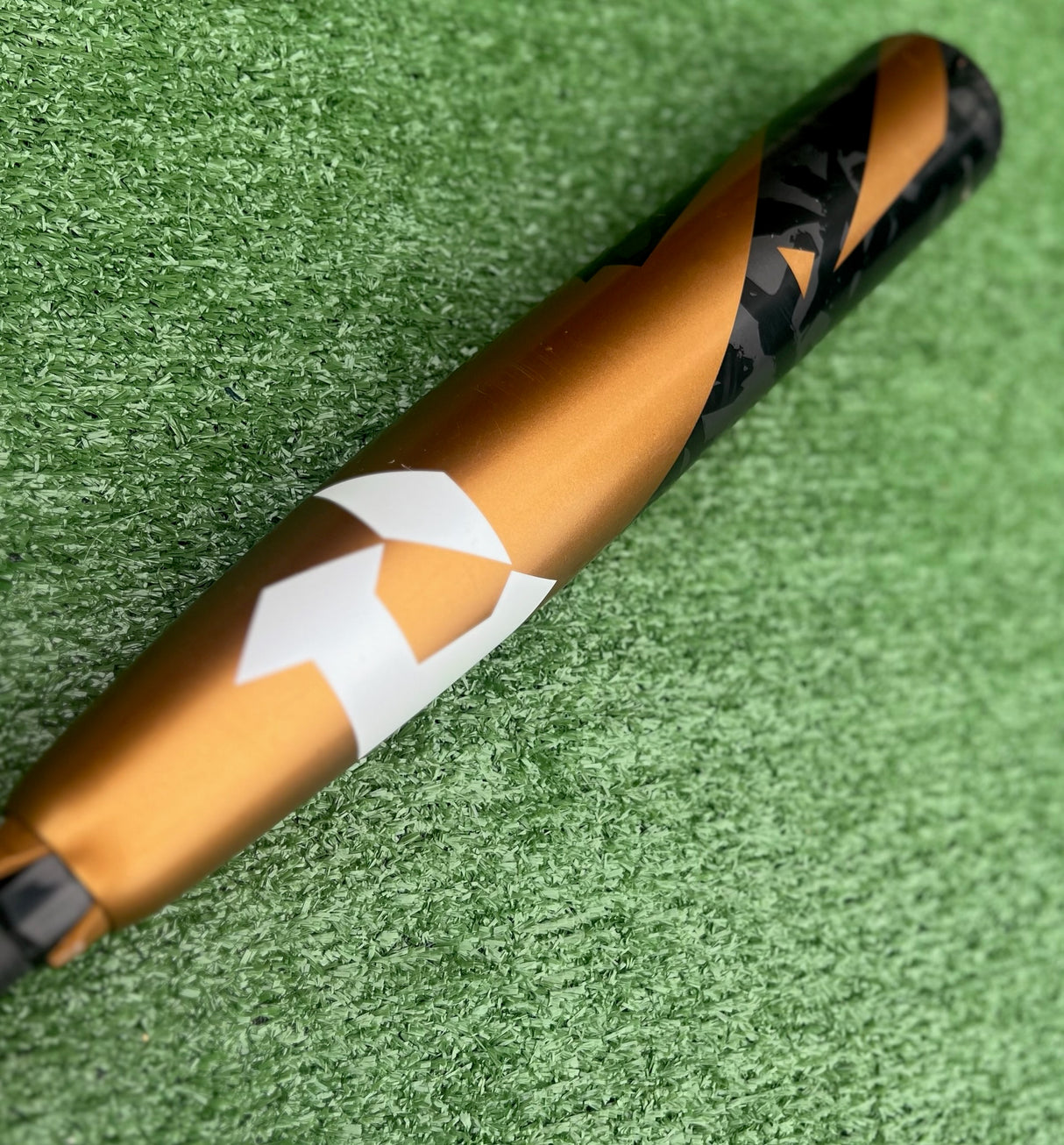 Used 2022 DeMarini Zoa 33/30 BBCOR Certified Drop 3