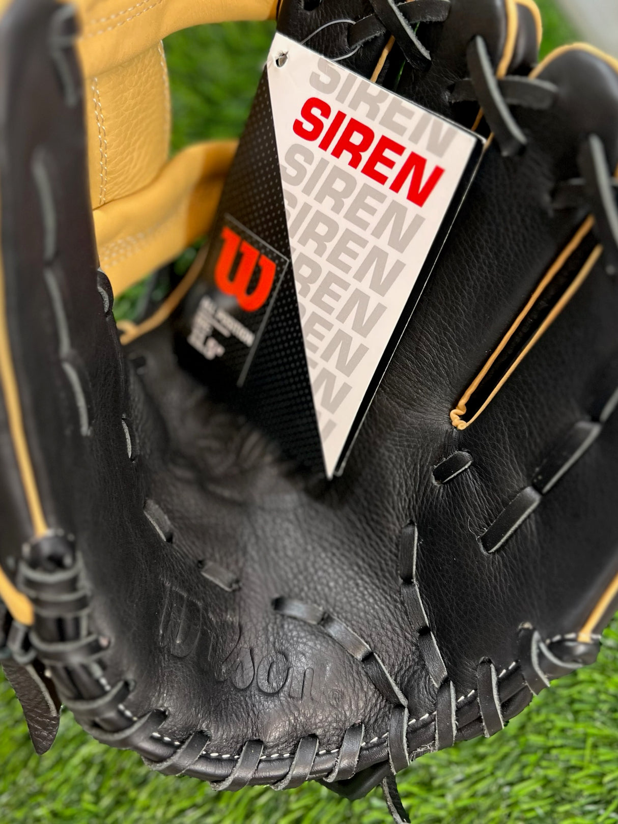 Wilson 11.5" A500 Siren Fastpitch Glove
