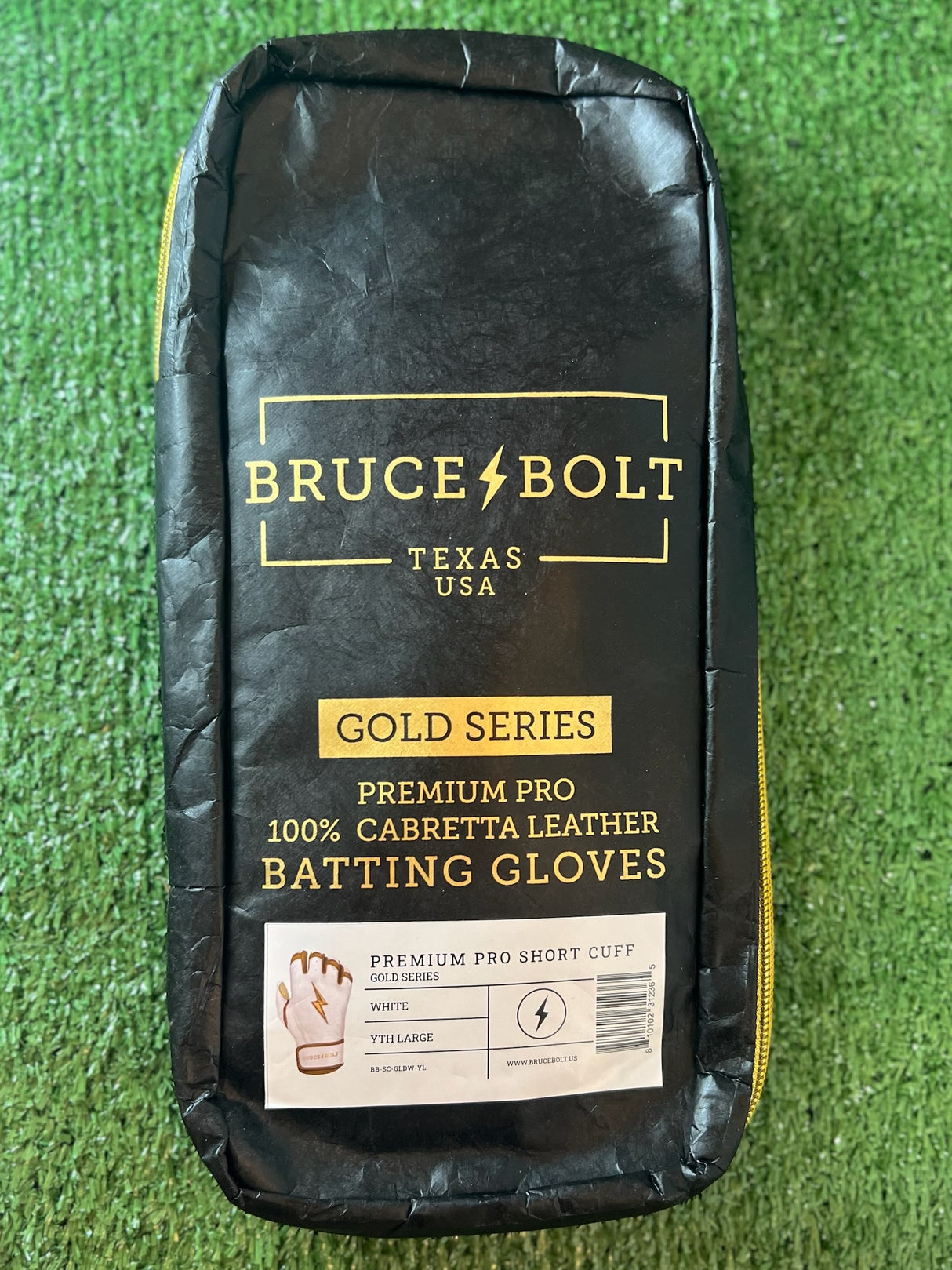 Bruce Bolt Gold Series Short Cuff Batting Gloves
