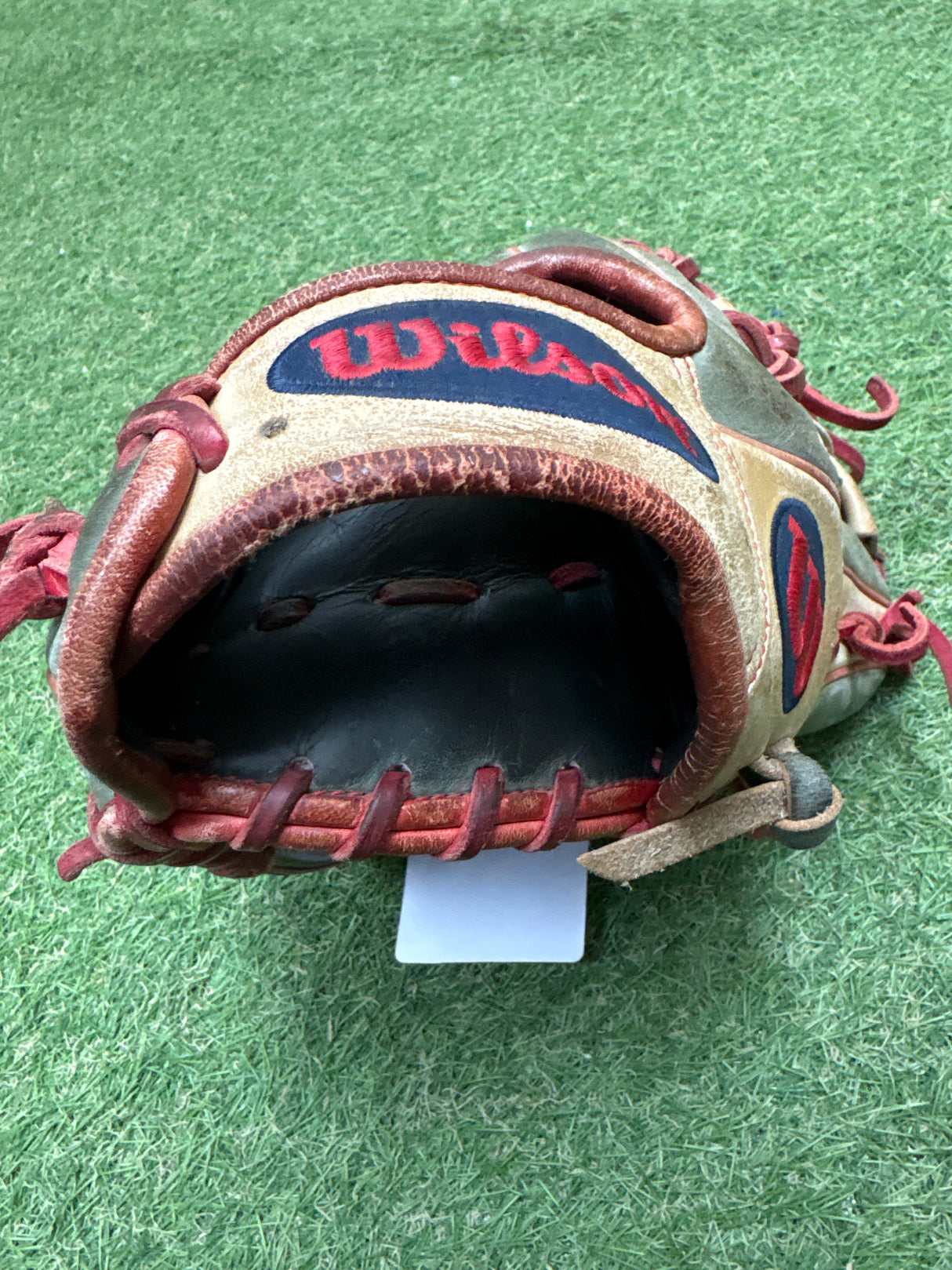 Used Wilson A2000 1788 11.25 I-Web Infielders Glove Navy & Blonde W/Red Lace