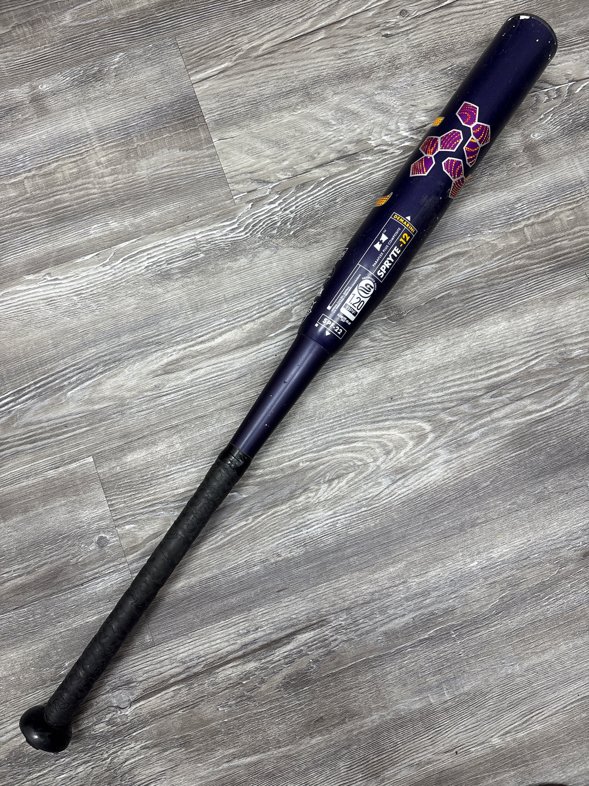 Used 2022 DeMarini Spryte 30/18 Fastpitch Softball Bat
