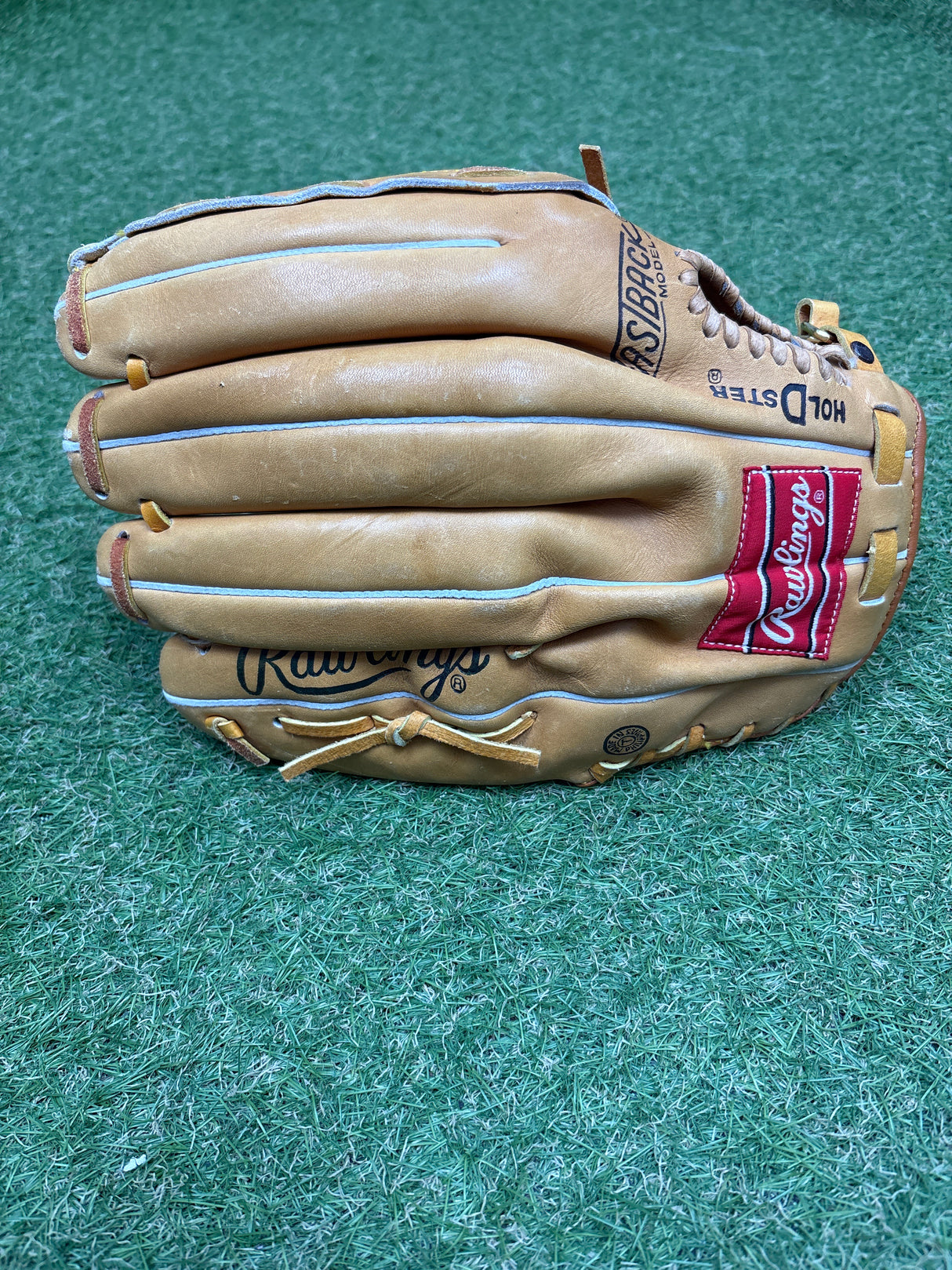 Used RAWLINGS 12.5 Fastback RBG36 JOSE CANSECO RHT Baseball Glove