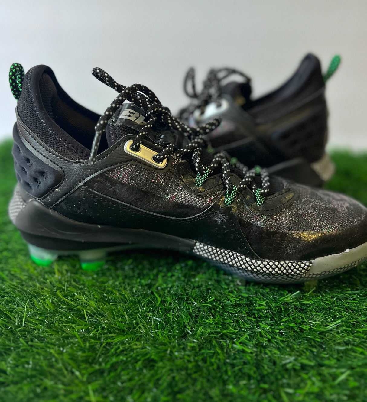 New Mens UA Harper 8 Low ST Metal Baseball Cleats