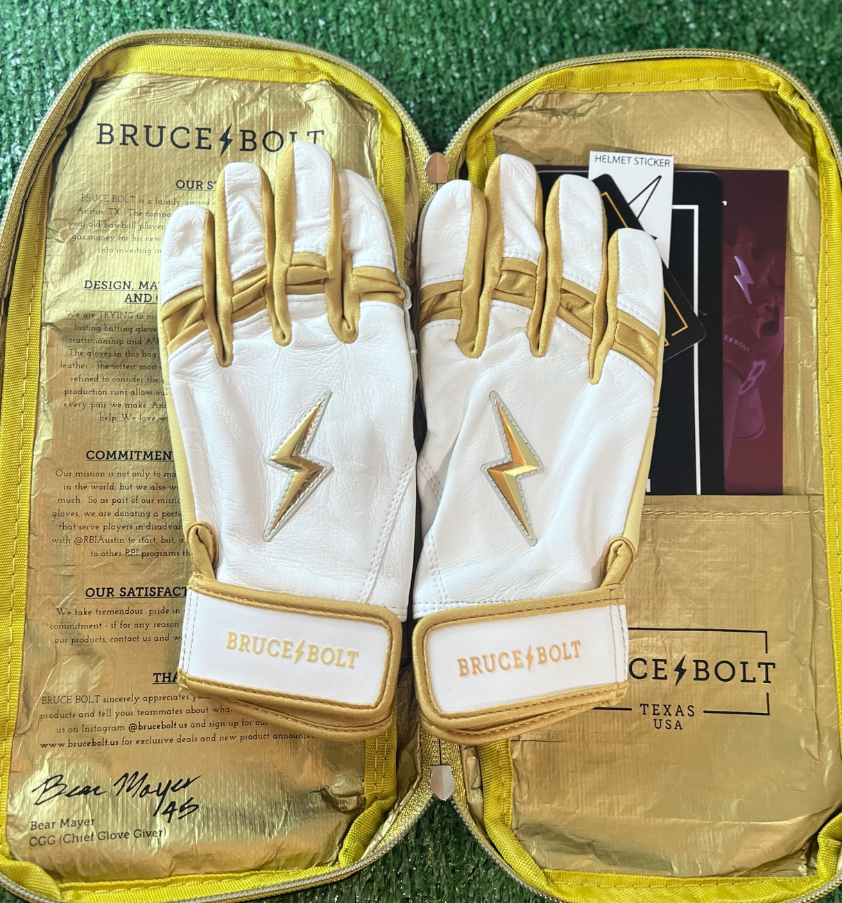 Bruce Bolt Gold Series Short Cuff Batting Gloves