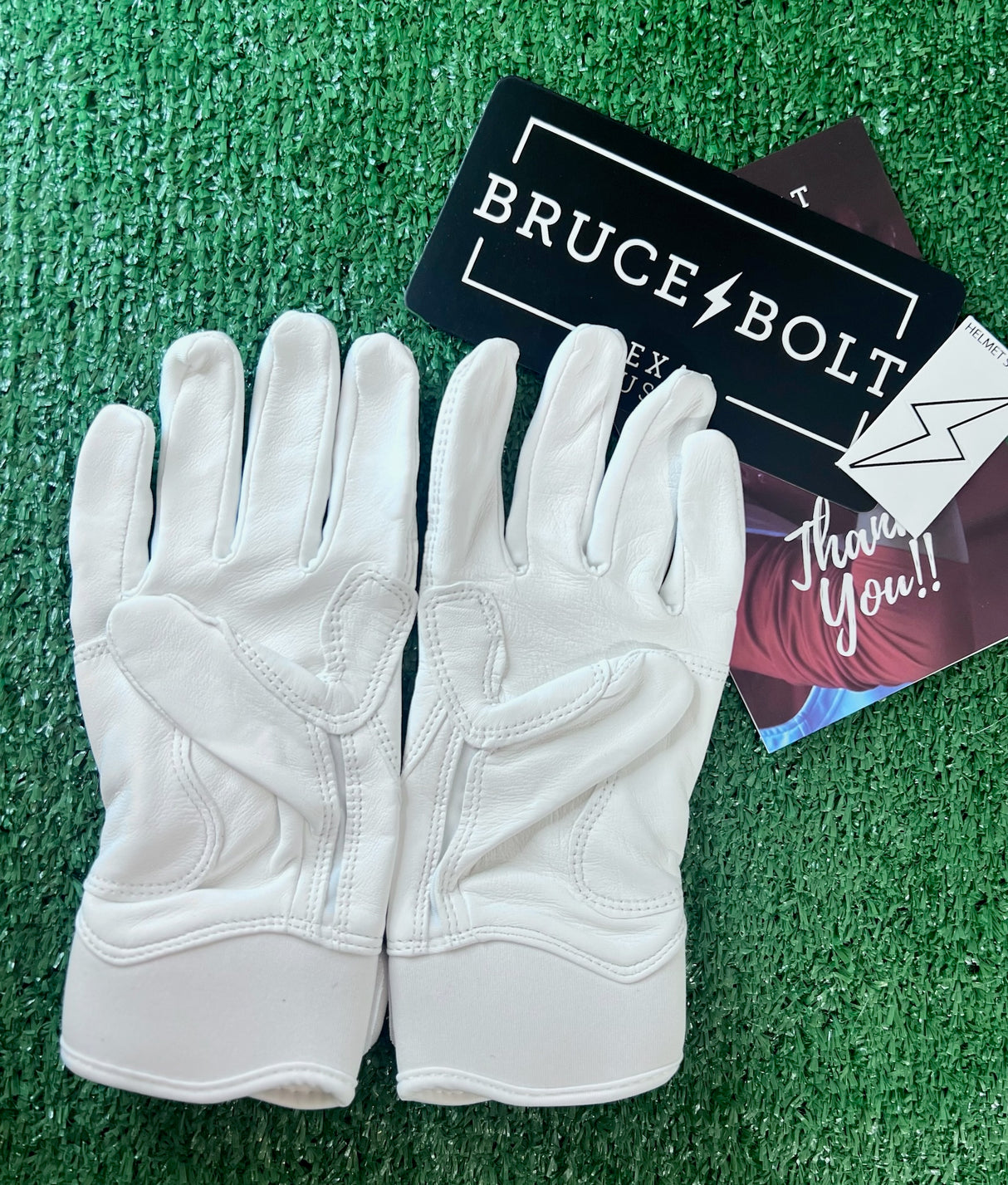 Bruce Bolt Japanese Series White Short Cuff Batting Gloves - Youth Large