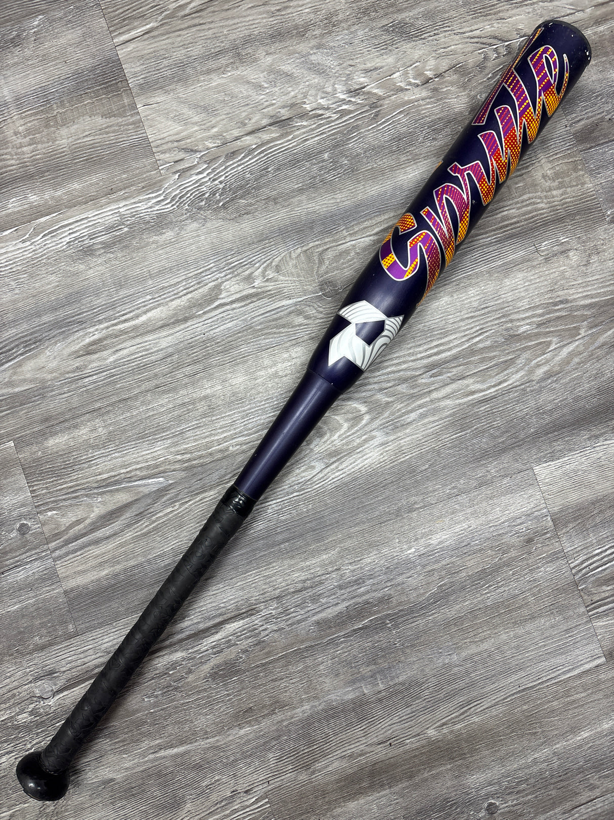 Used 2022 DeMarini Spryte 30/18 Fastpitch Softball Bat