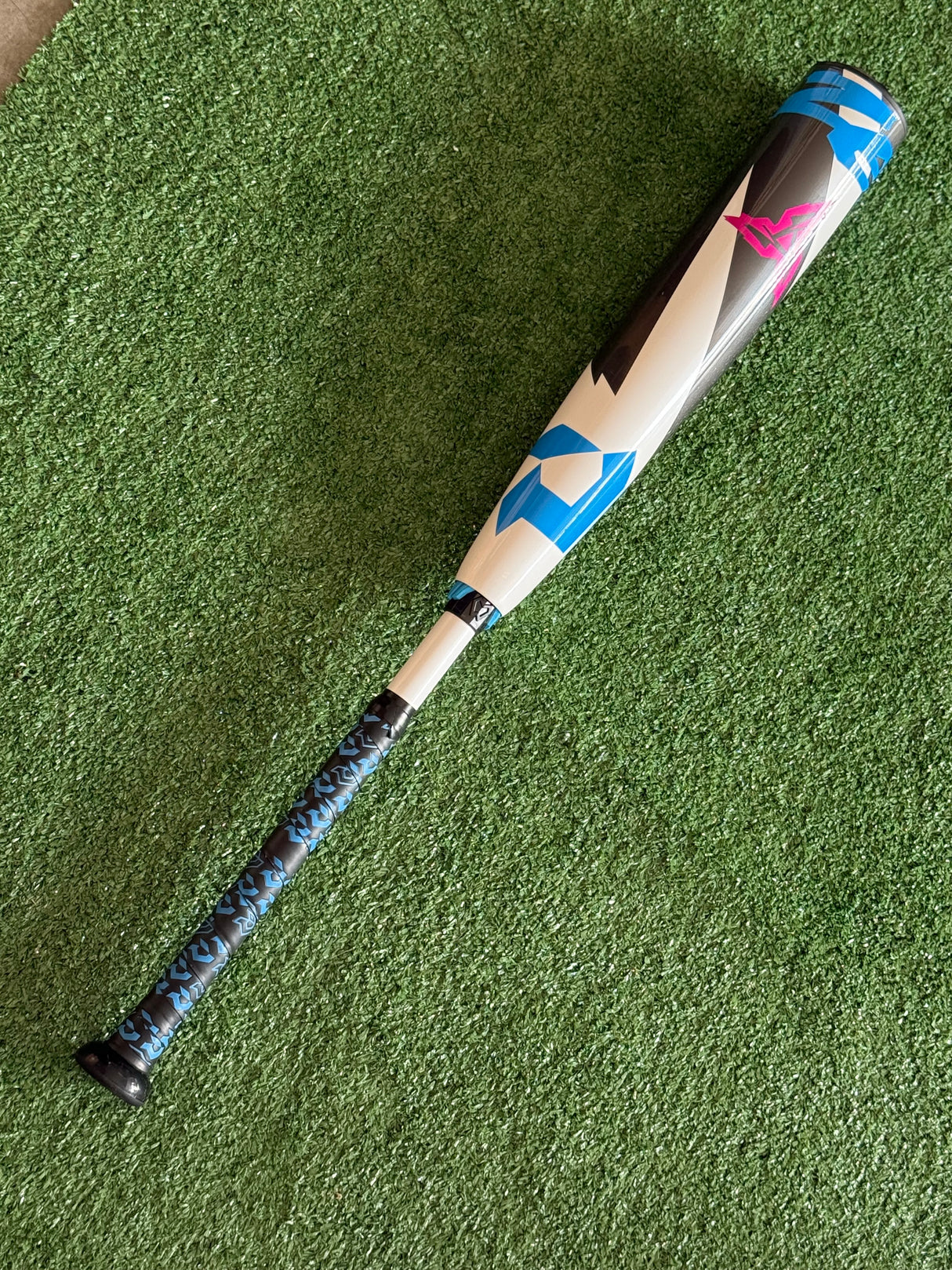 Used 2025 DeMarini Zen 28/18 USSSA Certified Drop 10
