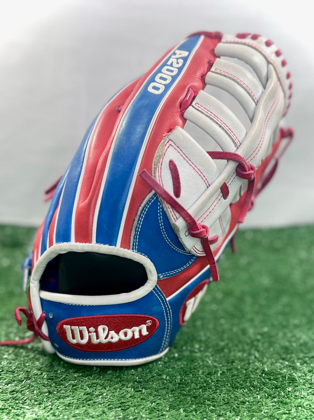 Used Wilson A2000 'MERICA 13in Slow Pitch Softball Glove