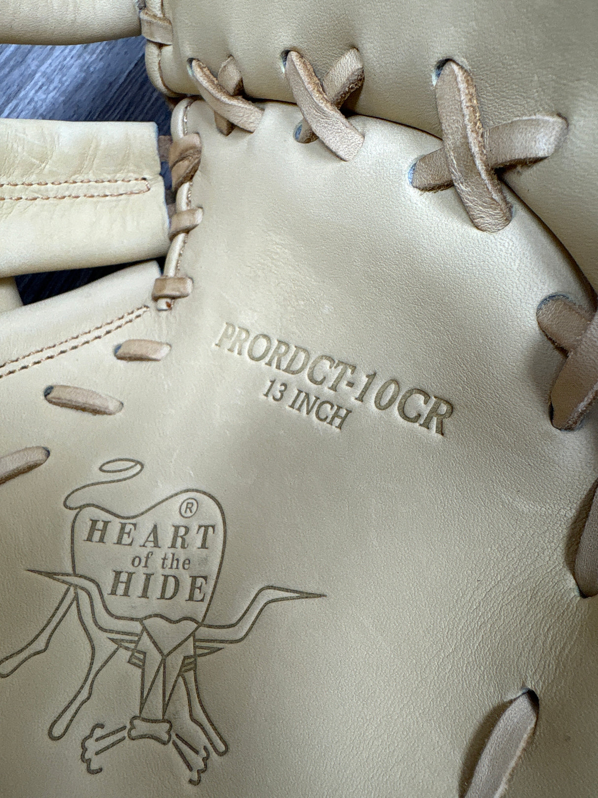 New Rawlings Heart of the Hide 13-Inch First Base Mitt