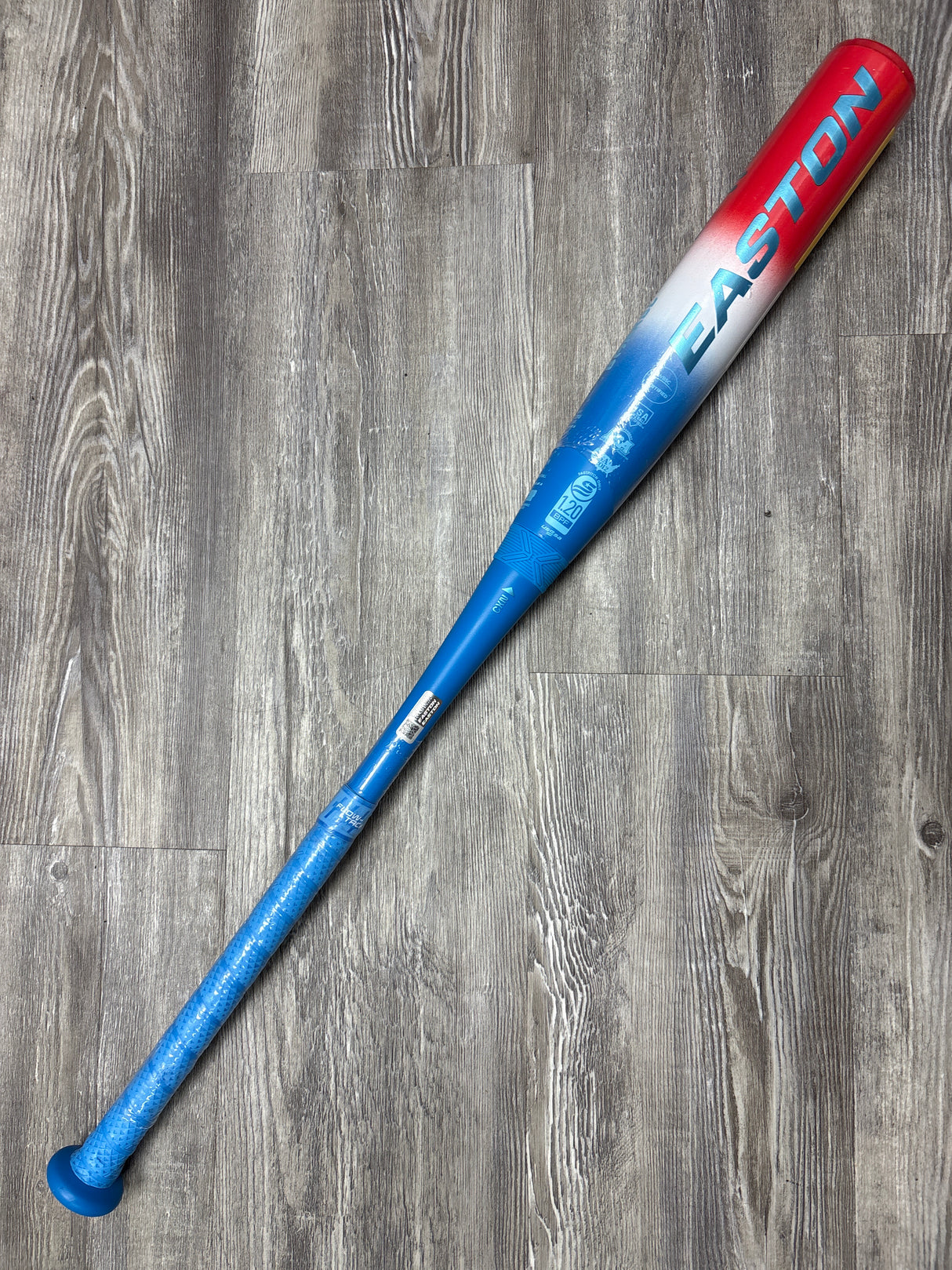 New 2026 Easton Ghost OG Rocket Pop Fastpitch Softball Bat **Damaged Grip**