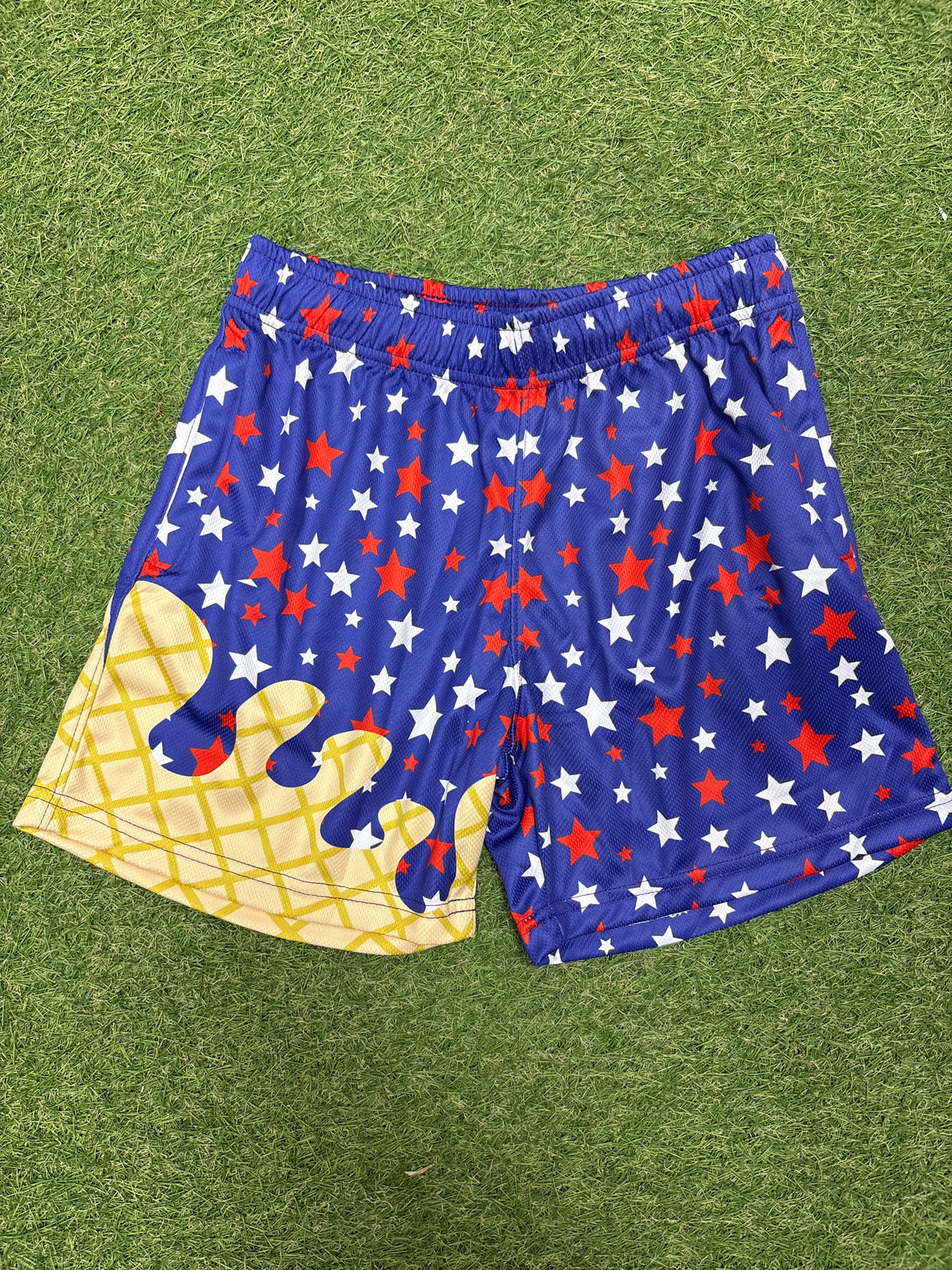 Stars Drip Shorts W/Cone