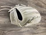 Used Wilson A1000 V125 12.5in Outfield Fast Pitch Softball Glove