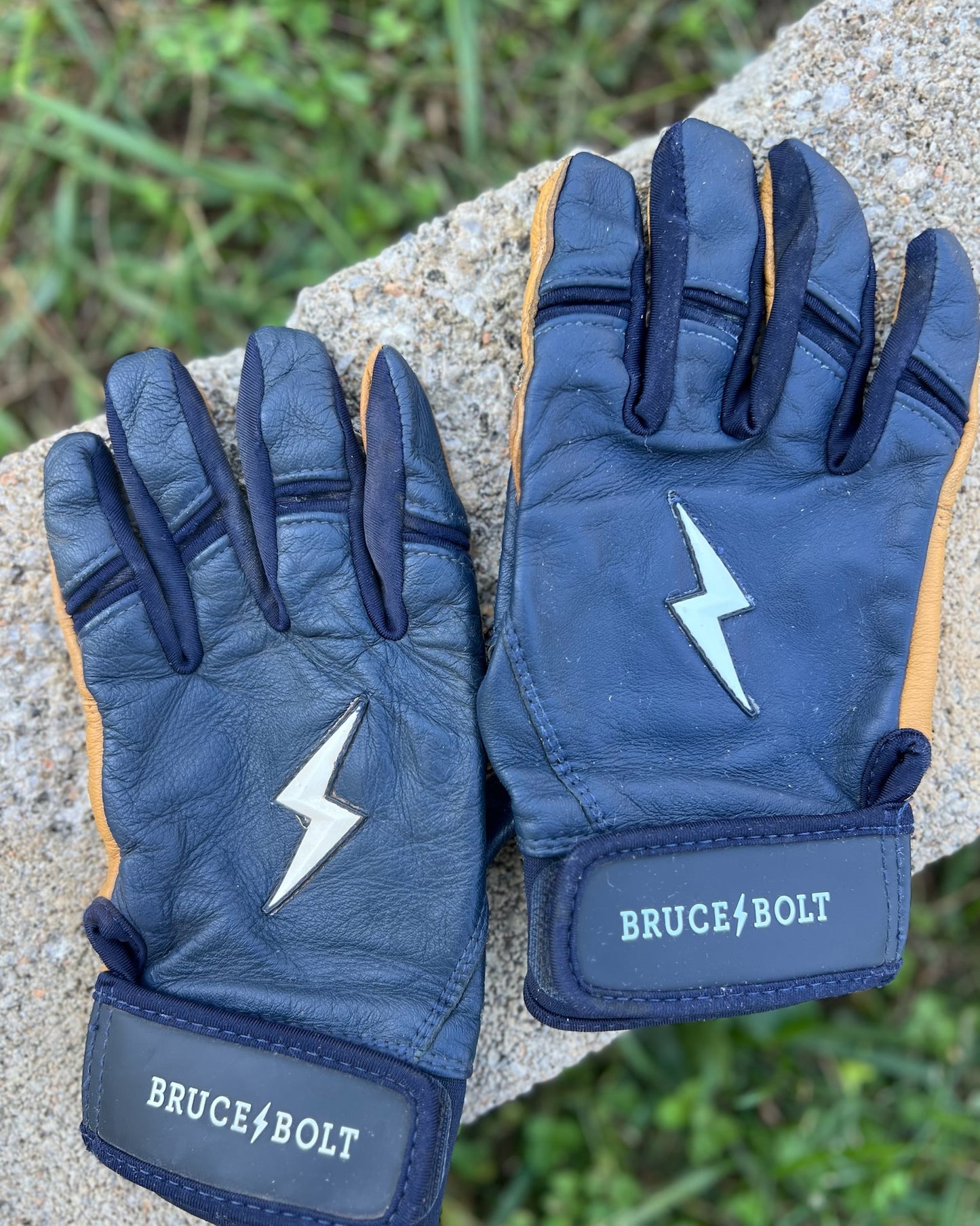 Used Bruce Bolt Premium Pro Short Cuff Batting Glove - Navy Youth XL