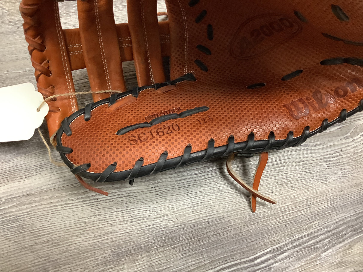 Used Wilson A2000 SuperSkin Spin Control SC1620 12.5in Firstbase Mitt
