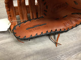Used Wilson A2000 SuperSkin Spin Control SC1620 12.5in Firstbase Mitt