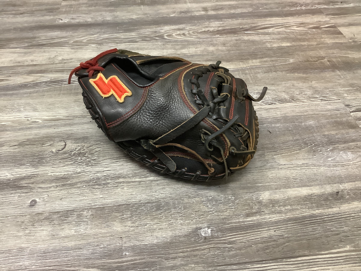 Used SSK Youth Catchers Mitt