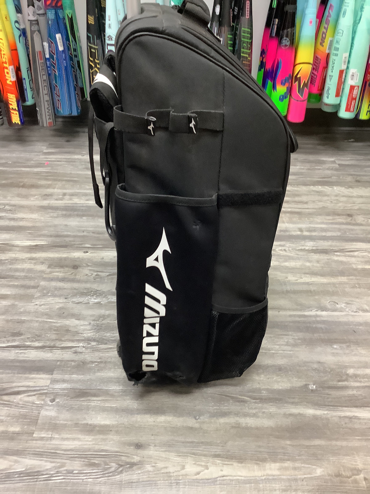 Used Mizuno Pro Wheel Batpack - Black