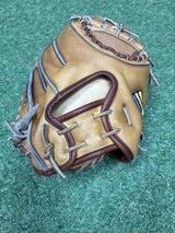 Used Wilson A2000 CM33 33in Baseball Catchers Mitt - Like New