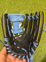 Used Wilson A550 11" Youth Baseball Glove