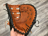 Used Wilson A2000 SuperSkin Spin Control SC1620 12.5in Firstbase Mitt